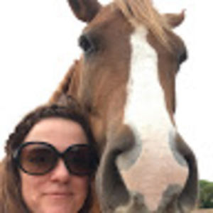 Meet your Posher, Elesha